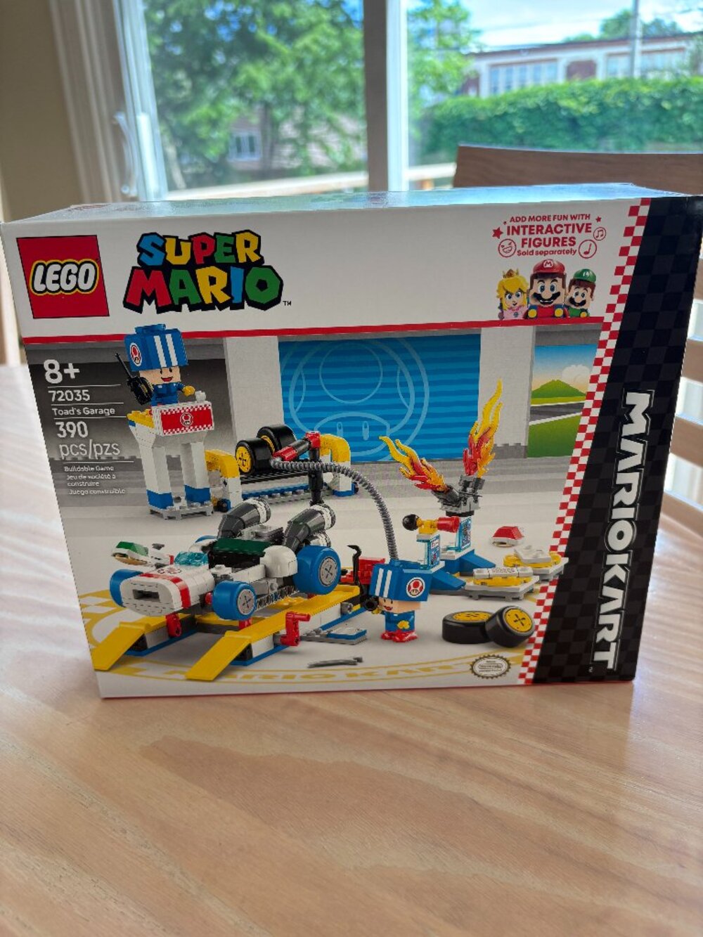 *Brand New* Lego Mario Kart - Toad's Garage